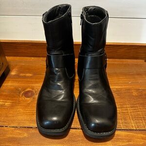 Men’s Kenneth Cole Black Leather Mid Calf Riding Motorcycle Boots 7M